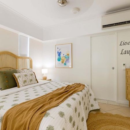 Oasis Luxe On Macrossan Street - Stylish Residence พอร์ตดักกลาส ภายนอก รูปภาพ